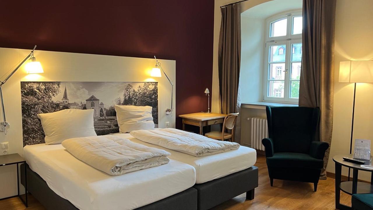 Kloster Steinfeld Gaestehaus Kall Exterior photo